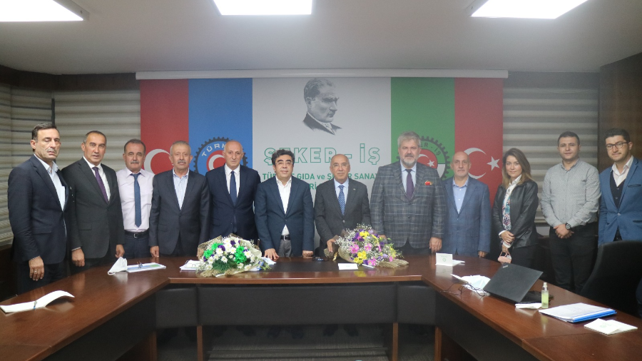 ADAPAZARI ŞEKER FABRİKASINDA 6. DÖNEM TOPLU İŞ SÖZLEŞMESİ İMZALANDI.