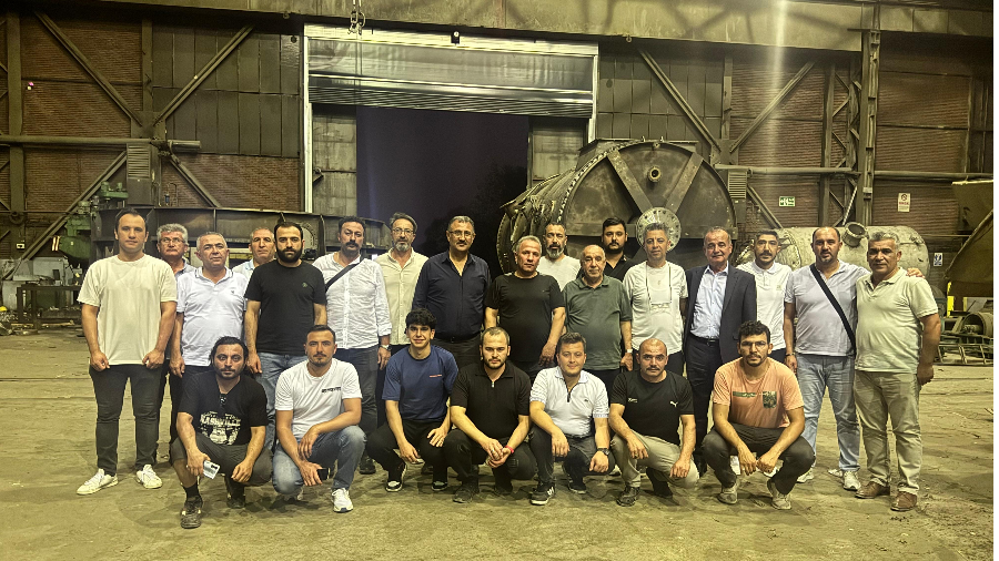 KAMU TOPLU İŞ SÖZLEŞMELERİ İÇİN İŞYERLERİMİZİ TERK ETMİYORUZ